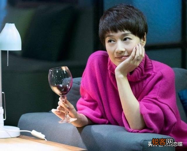 电视剧《我的前半生》里面的陈俊生为什么愿意给别人养儿子,都不愿养自己亲生儿子?