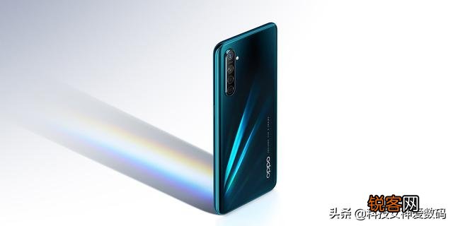 做自媒体买哪个手机好？