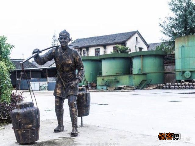 说出自己本地最有名气的酒是什么？