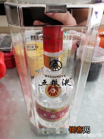 请问懂酒的朋友,最好最有名的白酒是哪种？举出五种？