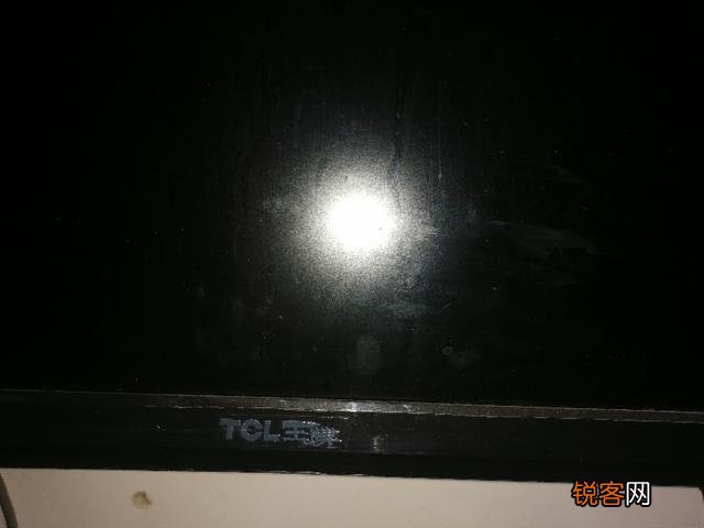你们的家里在用什么品牌的电视？