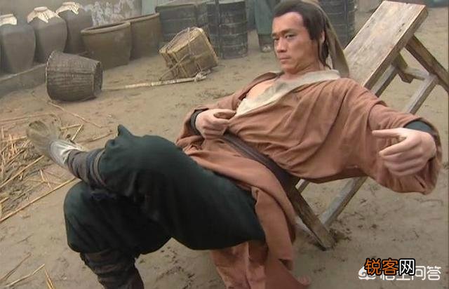 单以武艺排名,排在前20位的梁山好汉应是哪些人？