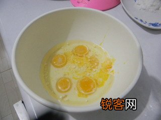核桃波点蛋糕卷的做法