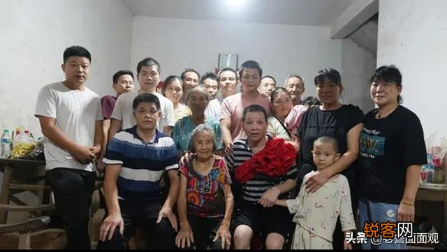 张玉环无罪释放,前妻宋小女是否应与现任丈夫离婚和他复婚？