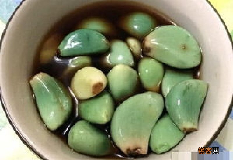 腊八蒜不脆怎么回事