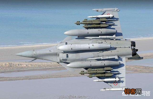苏30SM,F15S,F/A18F,EF2000,阵风,进行对比,谁综合性能最好？