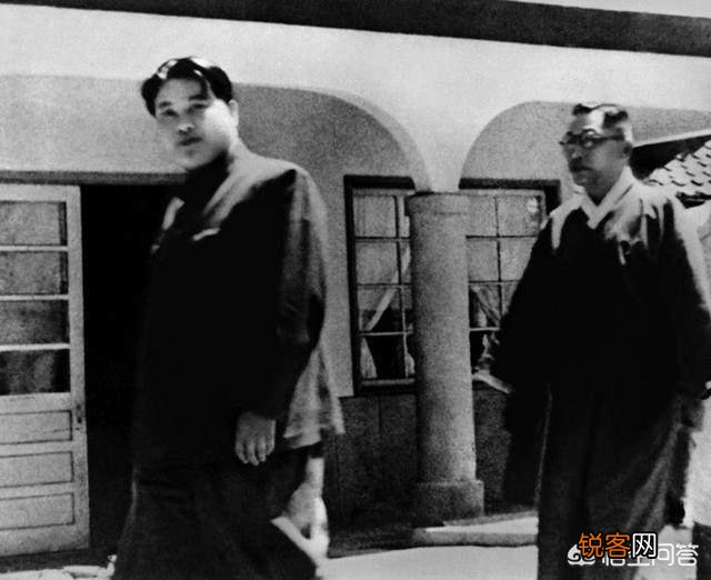 韩国国父金九为何不能回国掌权呢？