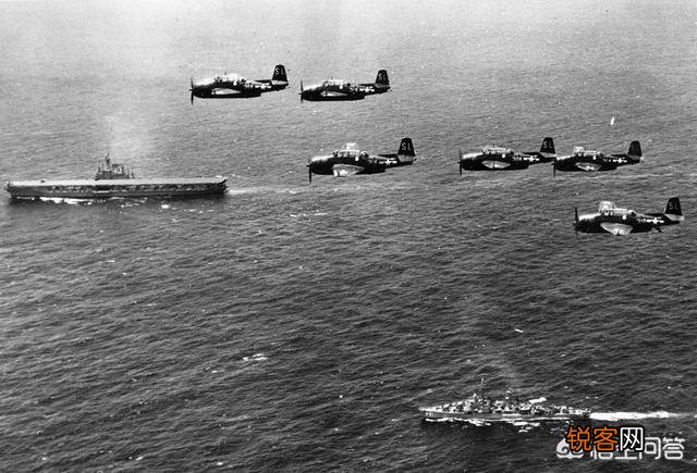 瓜岛战役,美、日双方舰载机擦肩而过,为什么不开战？