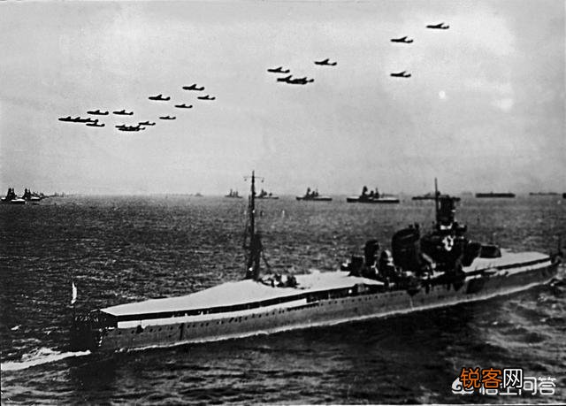 瓜岛战役,美、日双方舰载机擦肩而过,为什么不开战？