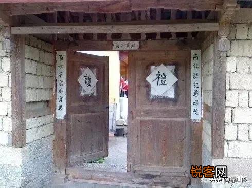 前妻的母亲去世了,我该去吊唁吗？