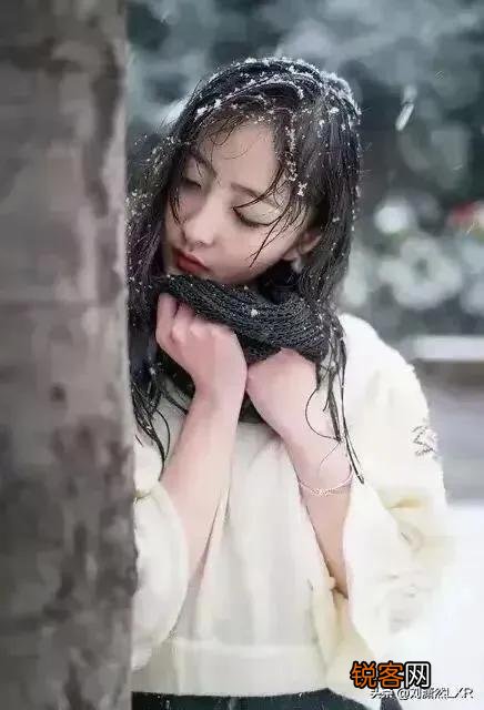 你觉得老婆和红颜知己哪一个更重要？