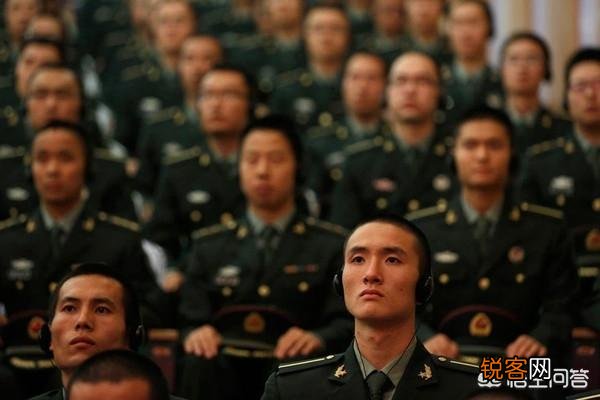 现在转业士官的转业情况是怎样的？是否还会自谋择业？