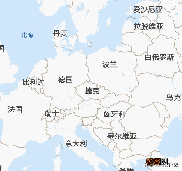 瑞士没有真正意义上的军队,也不挨打,国家发展的还不落后,为什么？