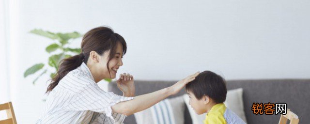 14岁孩子不爱说话不爱交流怎么办 14岁孩子不爱说话不爱交流怎么做
