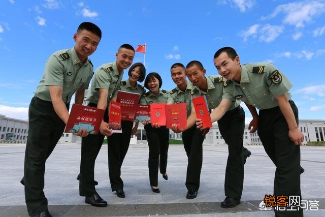 当义务兵时考军校现实吗,未来怎么样？