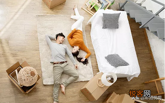 10点妙用彻底清除污迹 家中地毯脏了怎么清洗