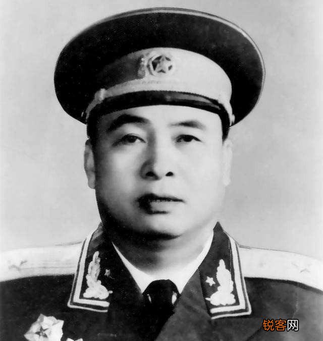 军队校级有没有当军长,司令的？