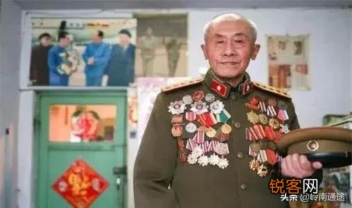 除了三等功二等功一等功,部队还有哪些档次的立功受奖？