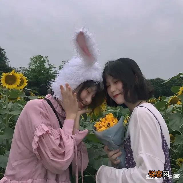 有哪些你一看到就想找本子摘抄下来的歌词或好的句子？