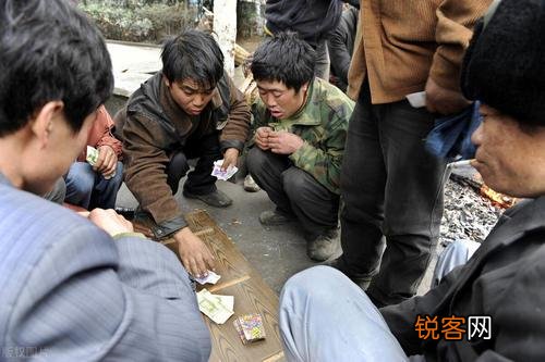 俗话说：“一人不喝酒,两人不赌钱”,这究竟有什么讲究？