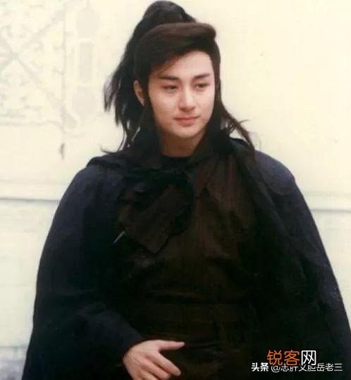 为什么傅红雪在《边城浪子》中是反派,而在《天涯明月刀》中又变成了正派？