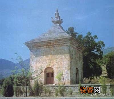 中国每个地方都有塔,古人建塔有什么用呢？