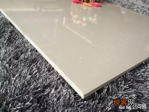 新房装修,在选瓷砖看花眼了,大家有什么推荐么？