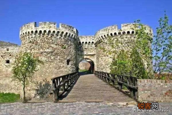 欧洲第一个对中国免签国家-塞尔维亚,物价低,大家会去旅游吗？