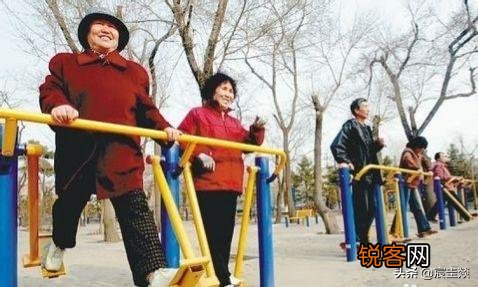 50岁退休的女性,不想出去打工,在家又闲的无聊,干点什么好？