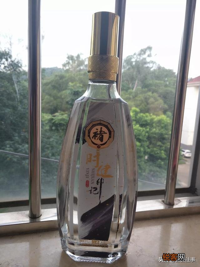 旅行诗人安安搞的头条抽奖在天猫京东卖268元的褚酒为何有人花300回购？
