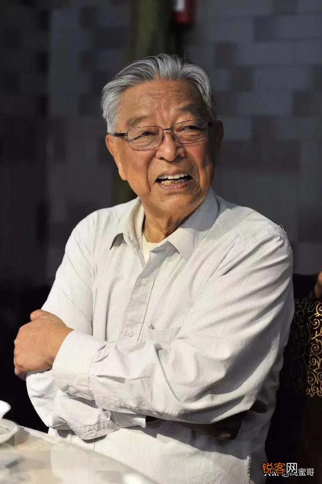 褚时健为什么能得到众多企业家的敬仰？