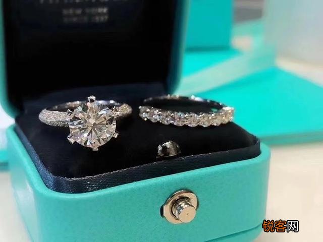 结婚钻戒选哪个牌子好？最便宜的价格大概多少？