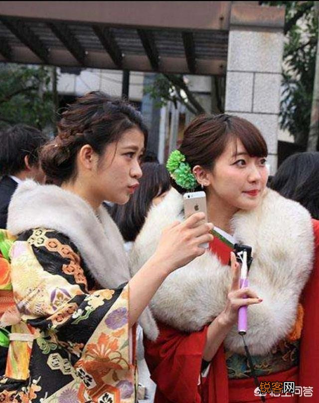 当你年龄大了,一事无成负债累累,想赚钱突然发现自己什么都不会的时候你会怎么办？