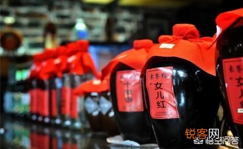 黄酒是什么酒？为什么感觉喝黄酒的越来越少了？