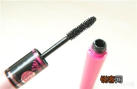 美宝莲的彩妆怎么样？