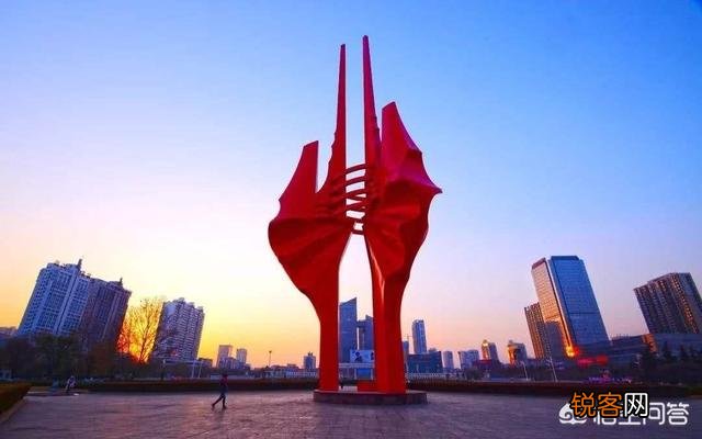 临沂的GDP在山东省内排名前十,拿到山西可排名第几？