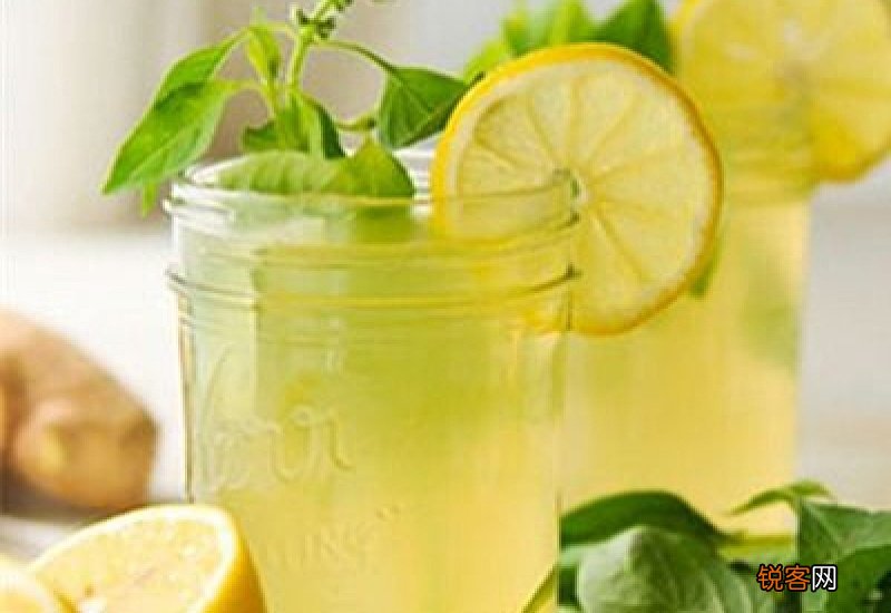 柠檬水的功效与作用有哪些 柠檬水有什么功效