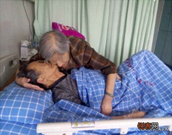 深情不及久伴,厚爱无需多言。爱和陪伴,这种渴求奢侈吗？