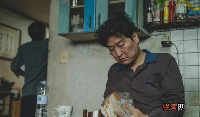 《寄生虫》拿下奥斯卡,算是超大冷门了,你们看过吗？评价如何？