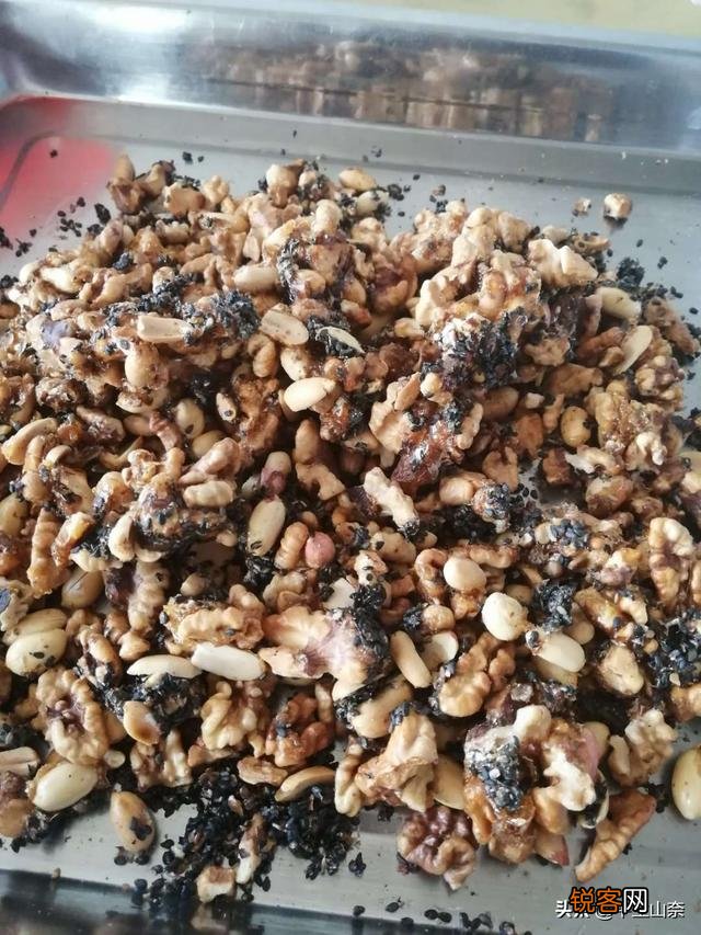 想给我家孩子补脑,吃什么营养品好？