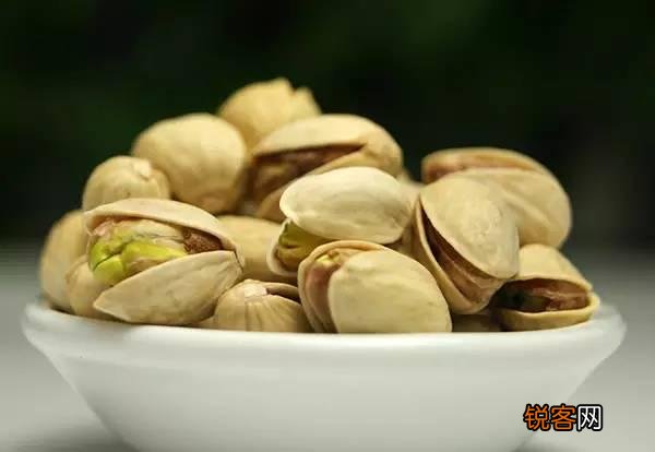 给孩子吃什么补脑？