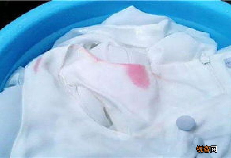 白衣服洗染色了怎么办