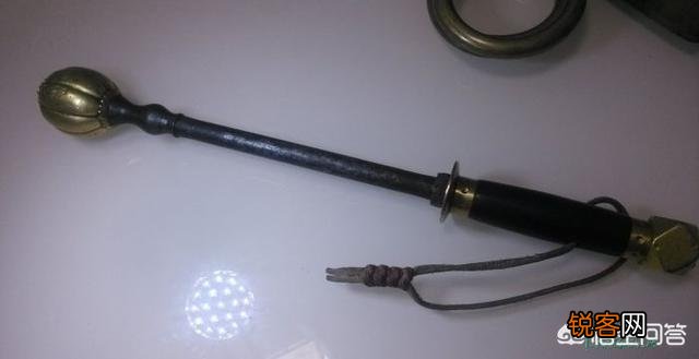 古代人真的能抡起几十斤重的兵器作战吗？真实兵器大概都多重？