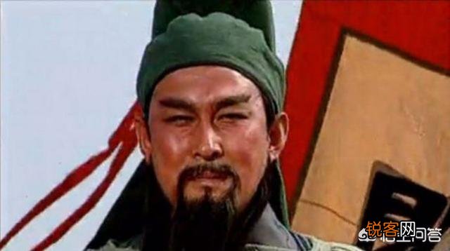 历史上,关羽用的是什么兵器？真的是青龙偃月刀吗？