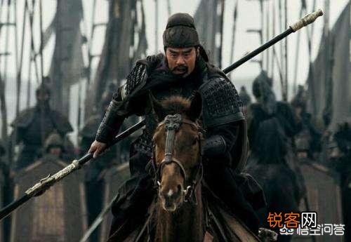 历史上,关羽用的是什么兵器？真的是青龙偃月刀吗？