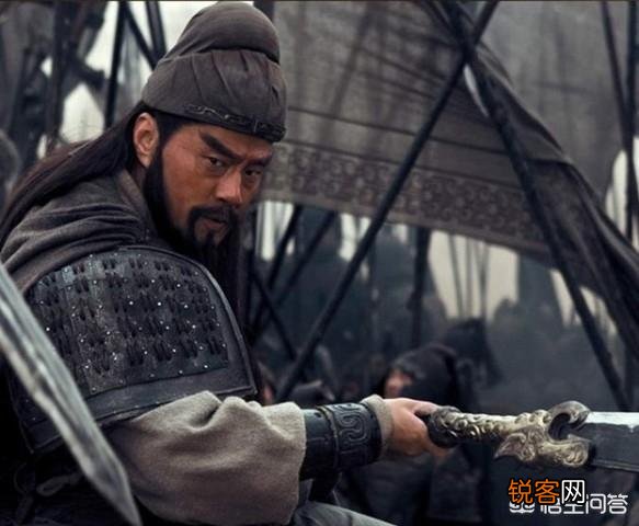 历史上,关羽用的是什么兵器？真的是青龙偃月刀吗？