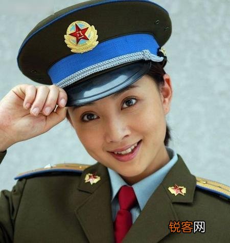有哪些女明星的嘴型很好看？