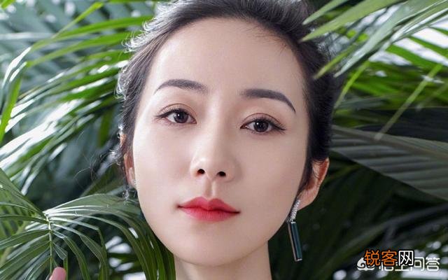 有哪些女明星的嘴型很好看？