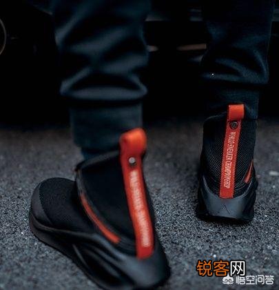 男生有什么经久不衰的经典款衣服推荐吗？