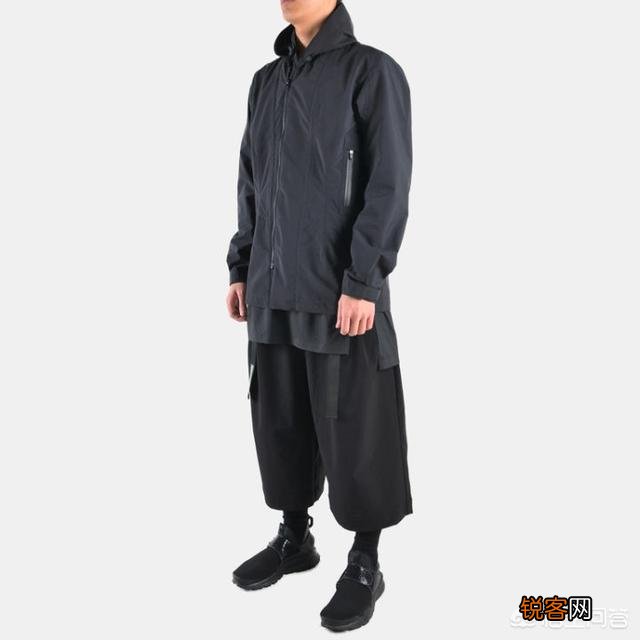 男生有什么经久不衰的经典款衣服推荐吗？